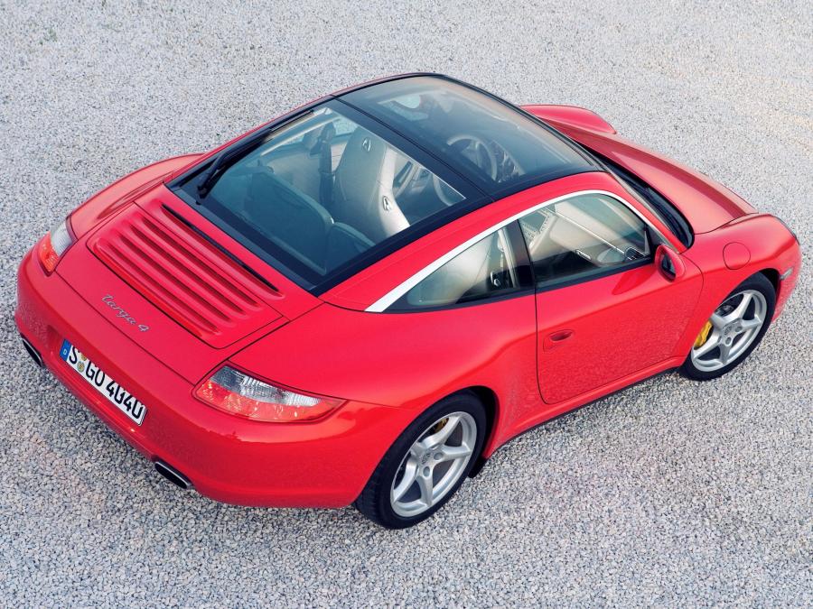  Porsche 911 Targa 4 2005 года  (фото 8 из 22)